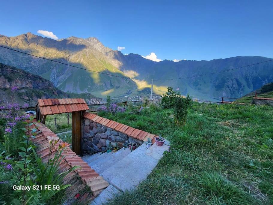 Villa Peak House Kazbegi Exterior foto